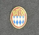 FC Bayern München (Germany) 2x Pin Retro Logos 2.webp