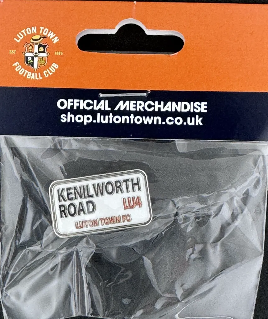 Luton Town (England) Official Street Sign Pin Badge 2.webp