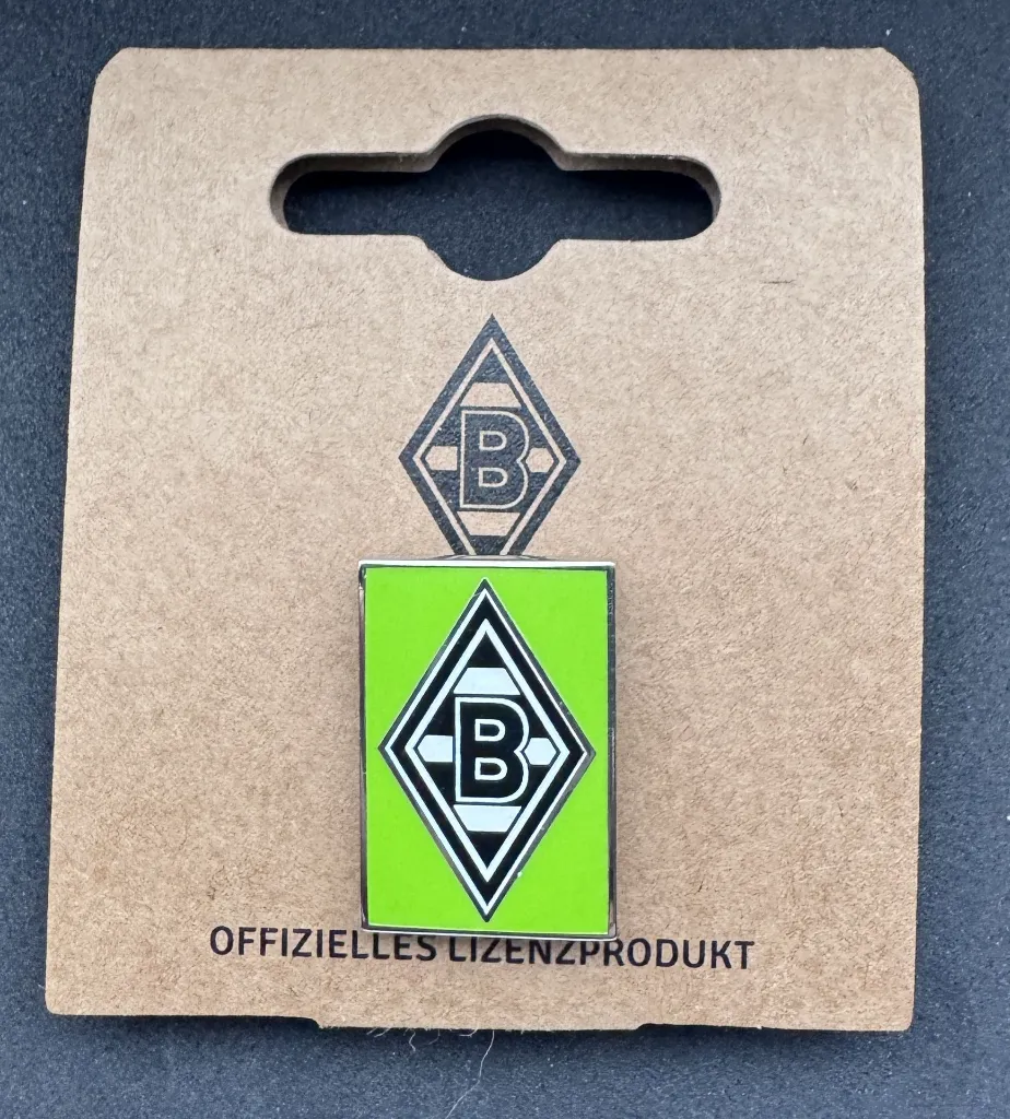 Borussia Mönchengladbach (Germany) Official Retro Pin Badge (2).webp