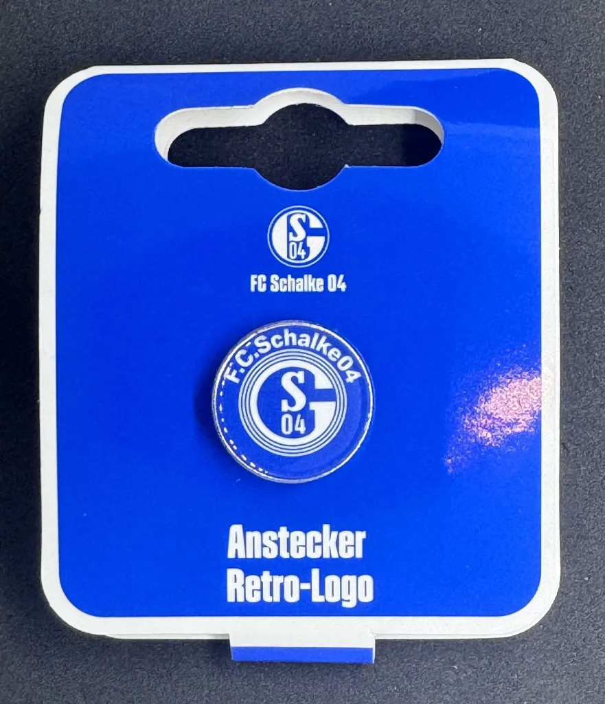 Schalke 04 Official Retro Pin Badge 2.webp