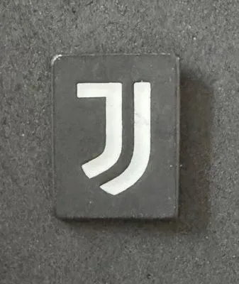 [Juve01] Juventus FC Black Logo (Italy) Official Pin Badge 