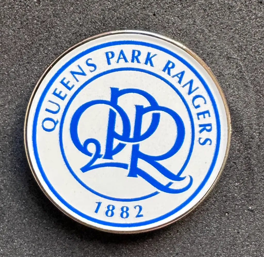 [QPR001] QPR (England) Official Crest Pin Badge White 