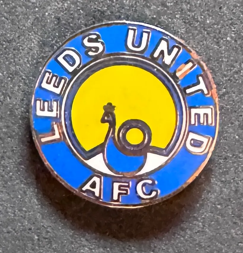 [LUFC04] Leeds United AFC (England) Crest 1980-1984 Blue