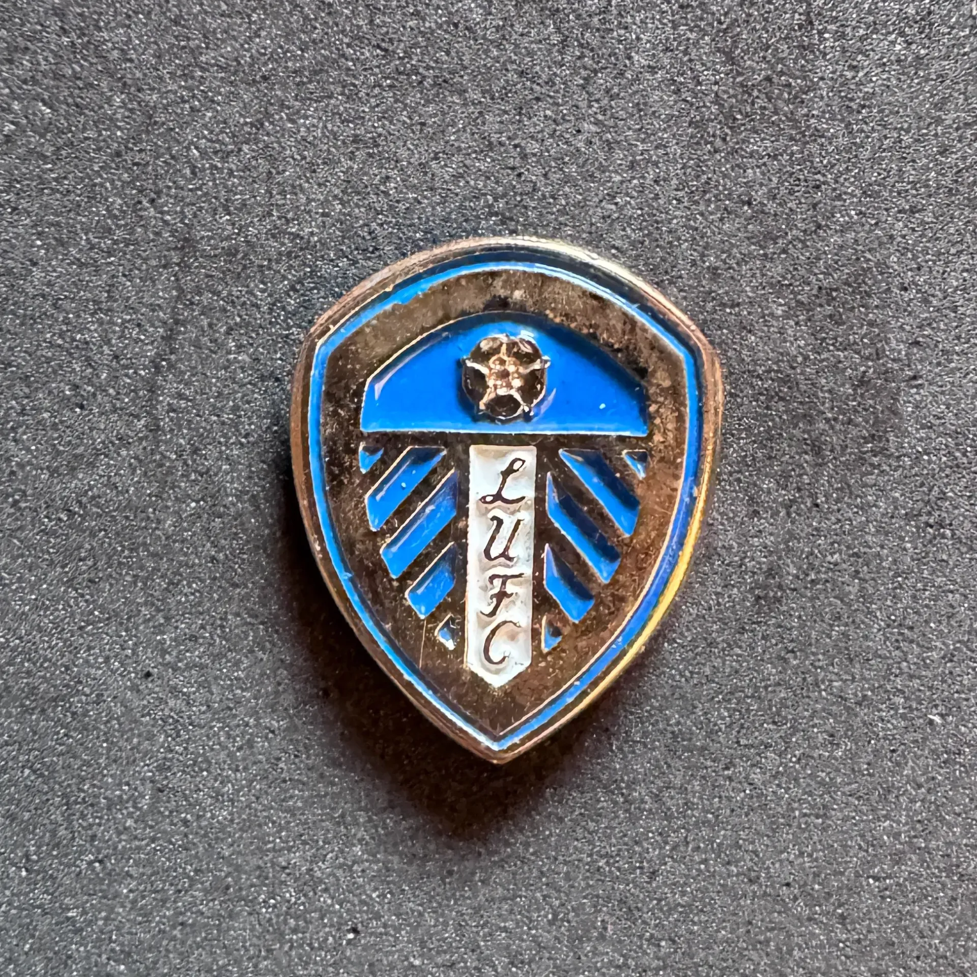 Leeds United FC (England) Golden Crest