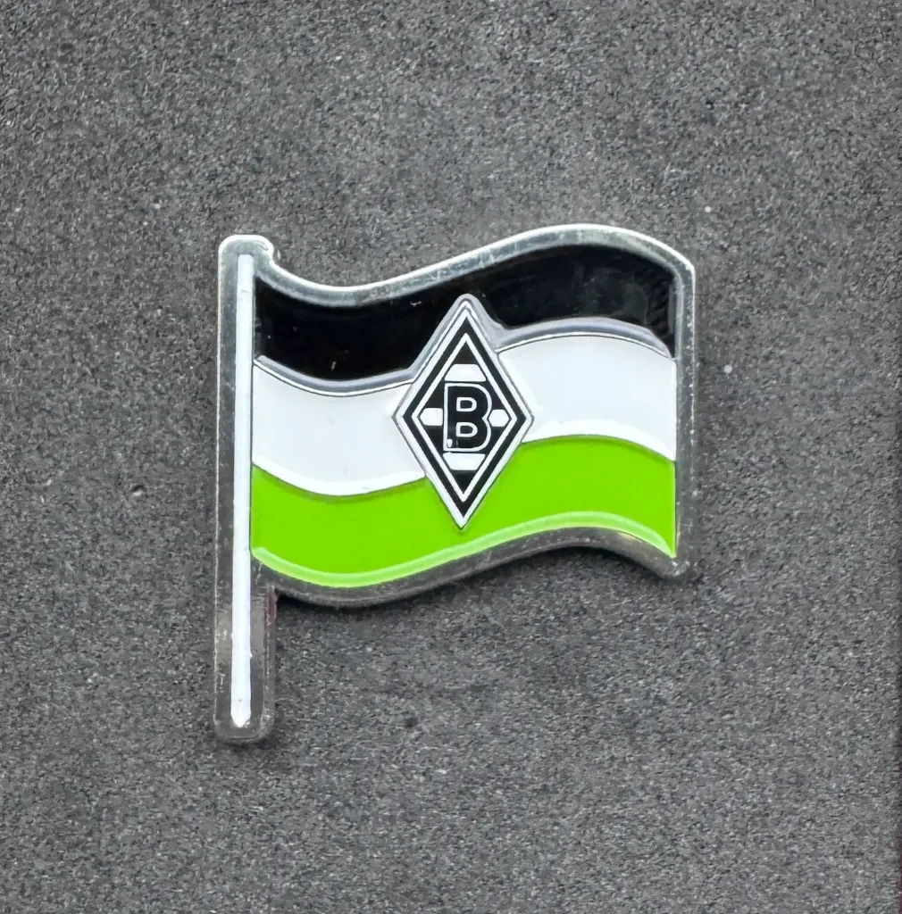 Borussia Mönchengladbach (Germany) Official Pin Badge Flag