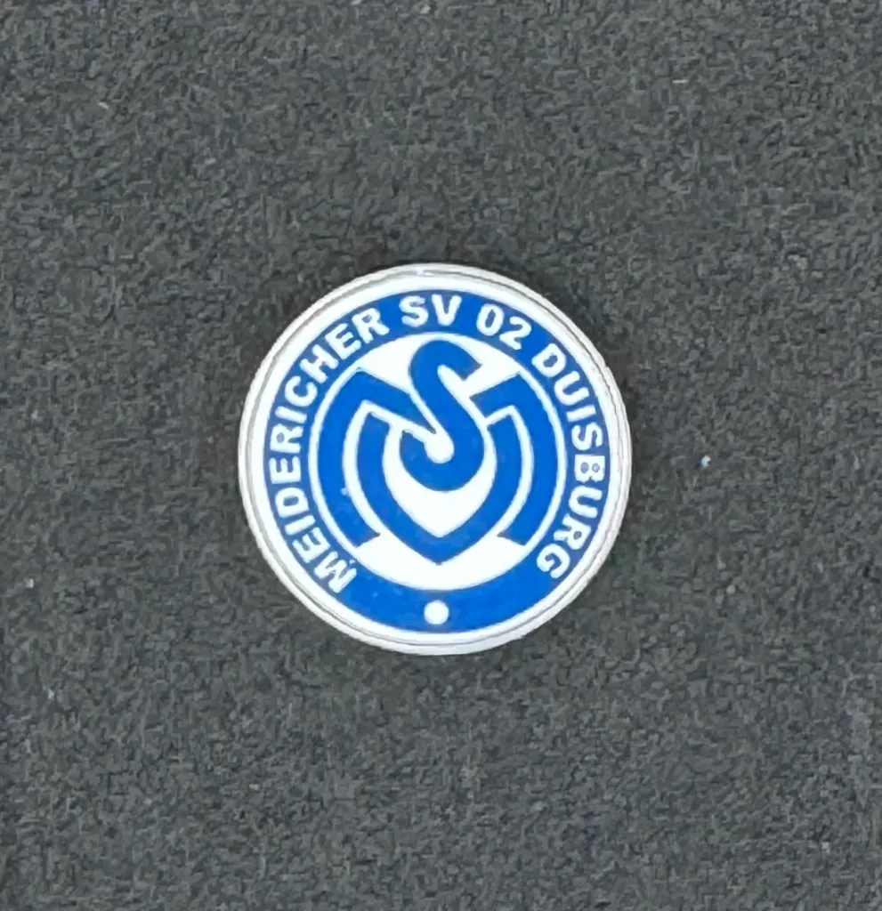 [MSV02] MSV Duisburg (Germany) Kreislogo Official Pin Badge