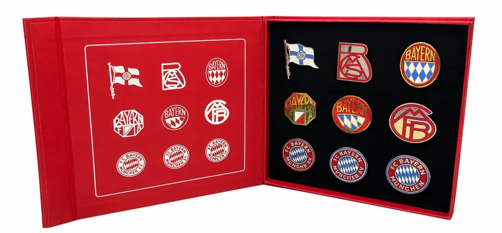 FC Bayern München (Germany) 9x Pin Retro Logos