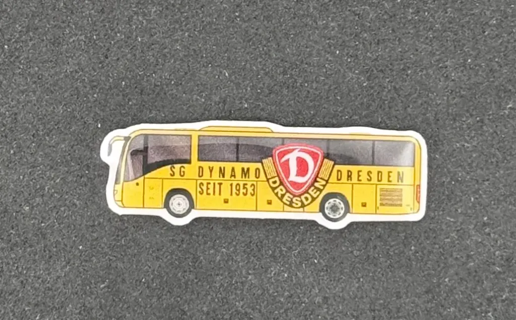 Dynamo Dresden (Germany) Bus Official Pin Badge