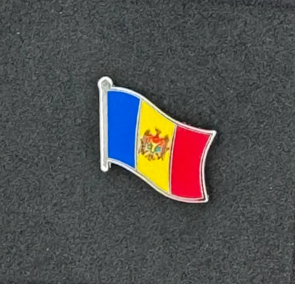 Football Country Flag Pin Badge Moldova