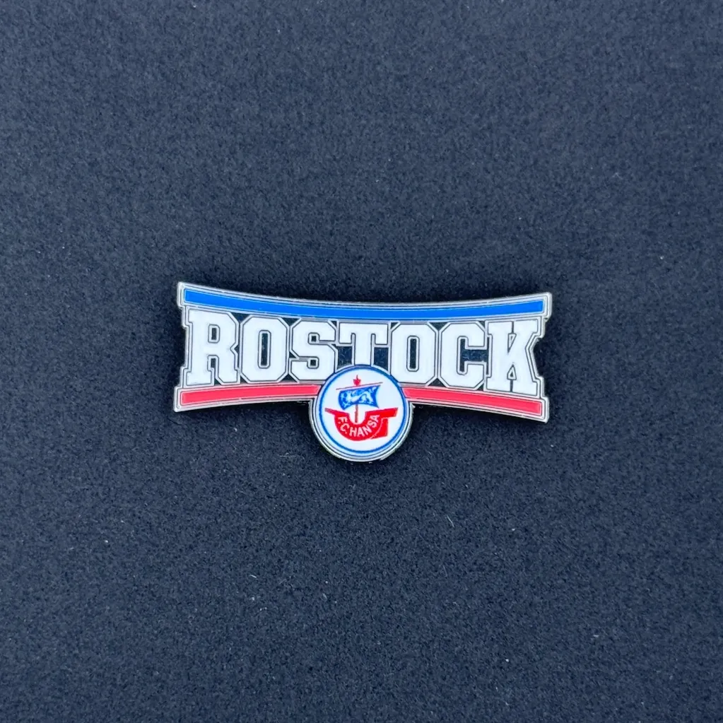[FCHansa02] FC Hansa Rostock (Germany) Official Rostock Pin Badge